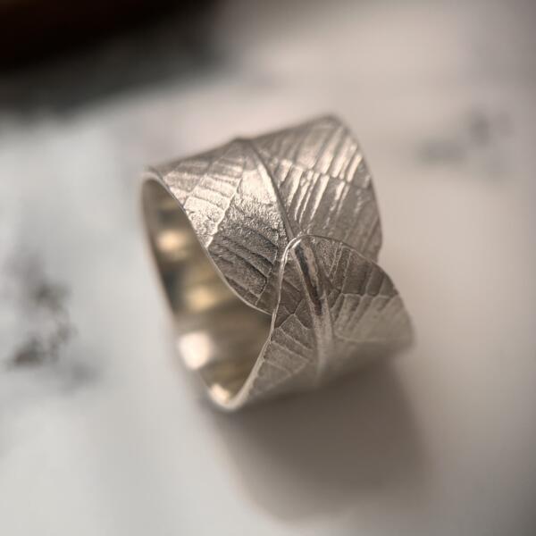 Bague Calathea L’Intuitive – Argent massif recyclé, empreinte végétale artisanale