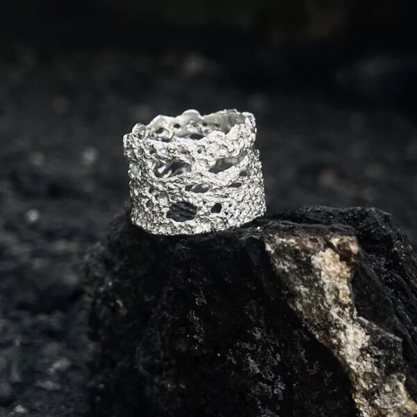Bague Délicate - Pièce unique en Argent massif recyclé