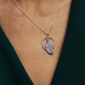 Collier aux empreintes de feuille de Sauge sur un anneau en argent recyclé