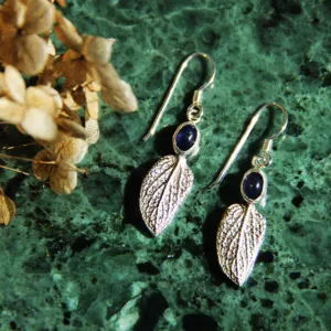 Boucles d’oreilles Sauge et Saphir, pièce unique