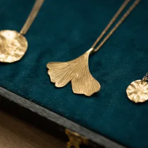 Collier feuille de ginkgo – Taille L